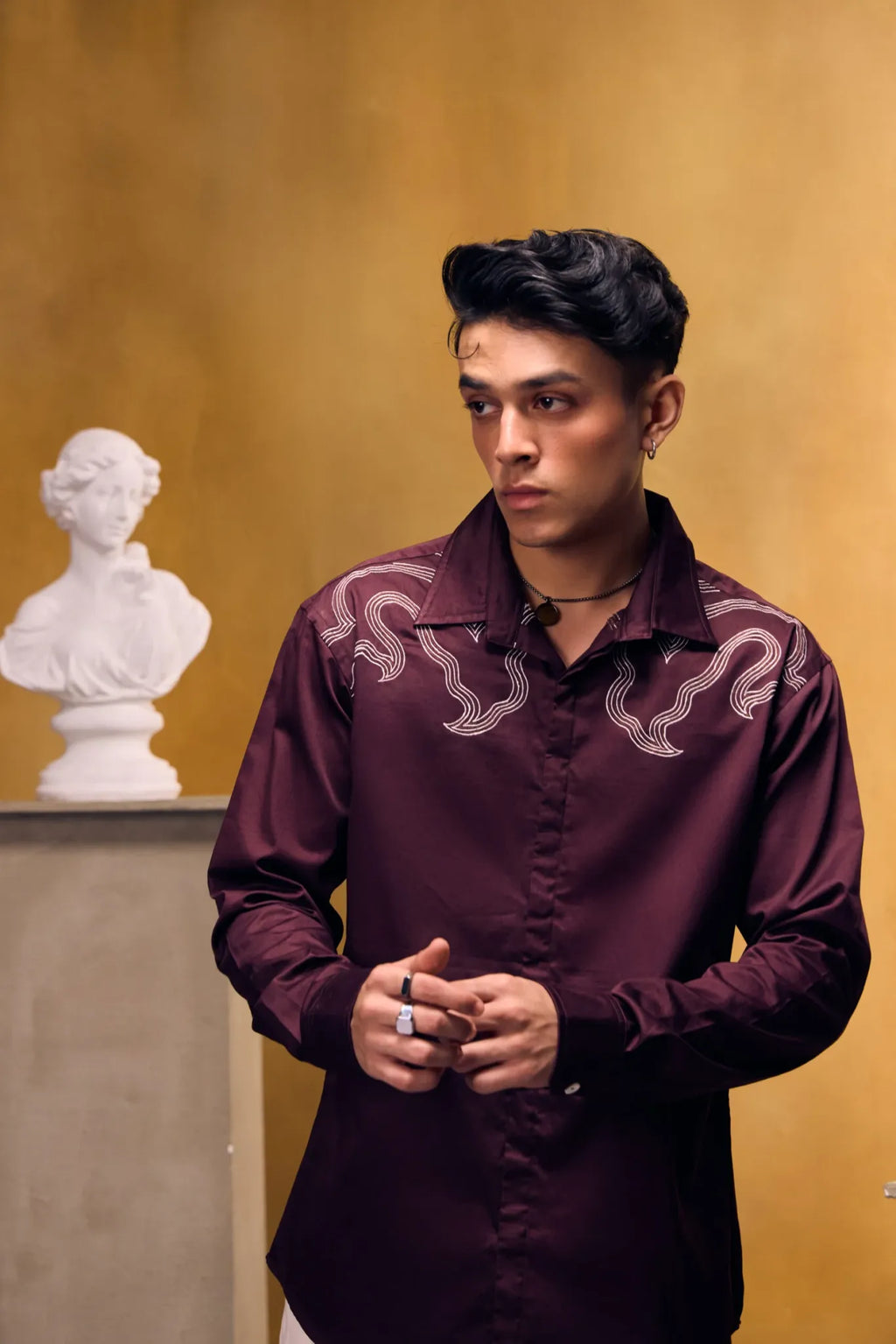 La-Linear Shirt - vanshika&sakshi