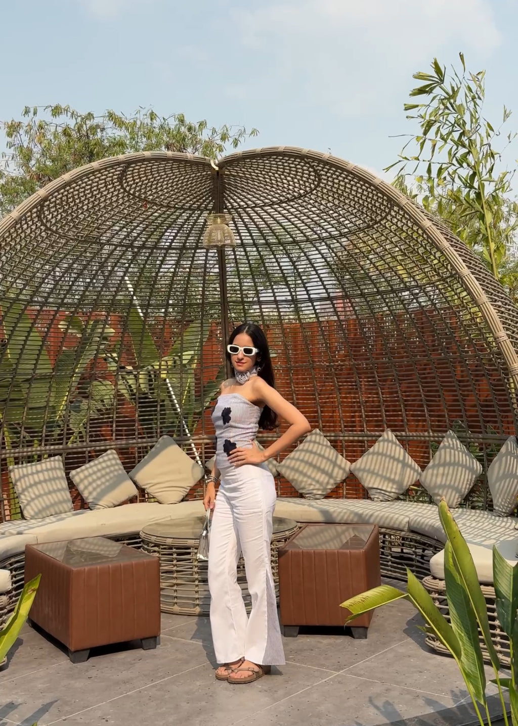 Tanisha In Our Stria Flora Set - vanshika&sakshi