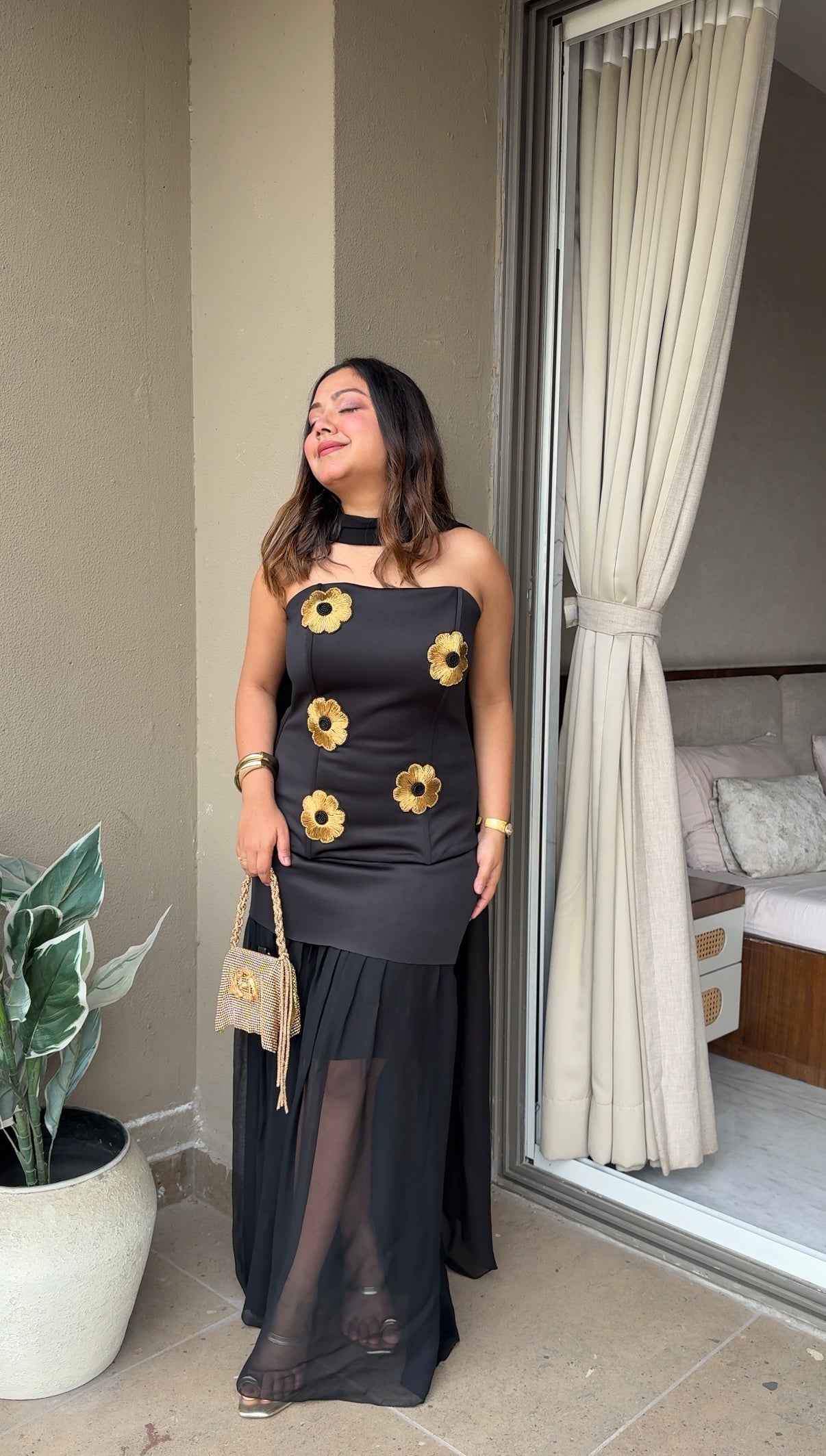 Chahat Saraogi In Our Midnight Flora Set - vanshika&sakshi